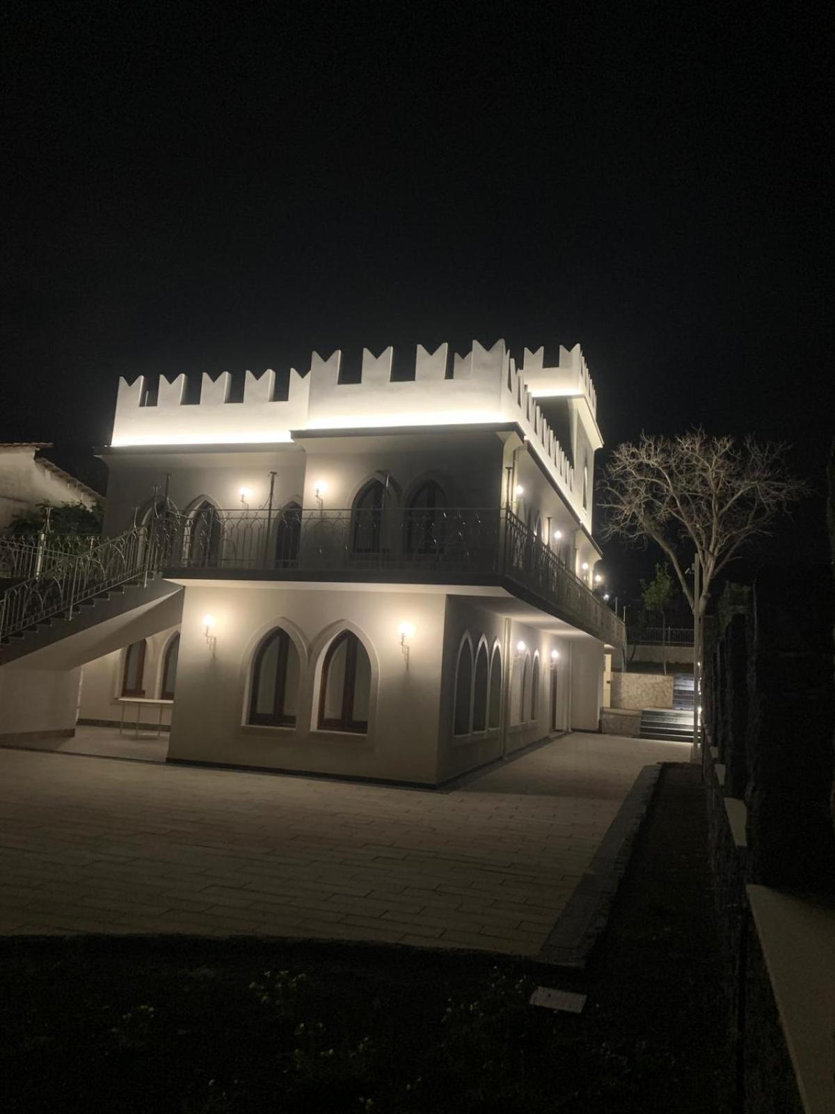 The Castle Of Etna Villa